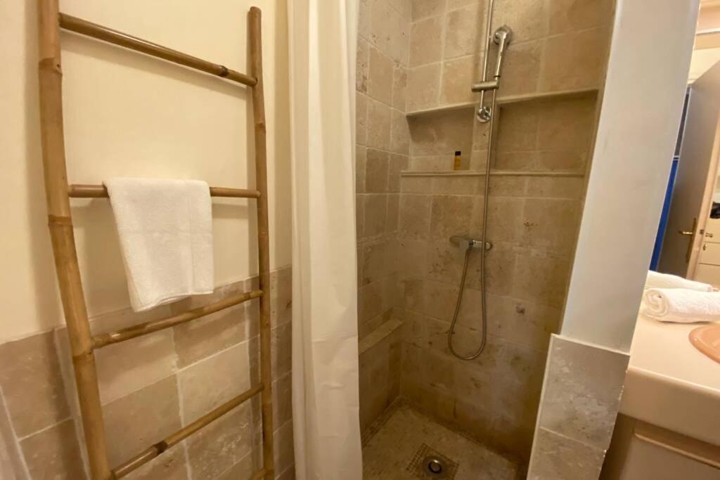 C037-Nice Studio With Garden And Parking - Near Beach Кан Екстериор снимка
